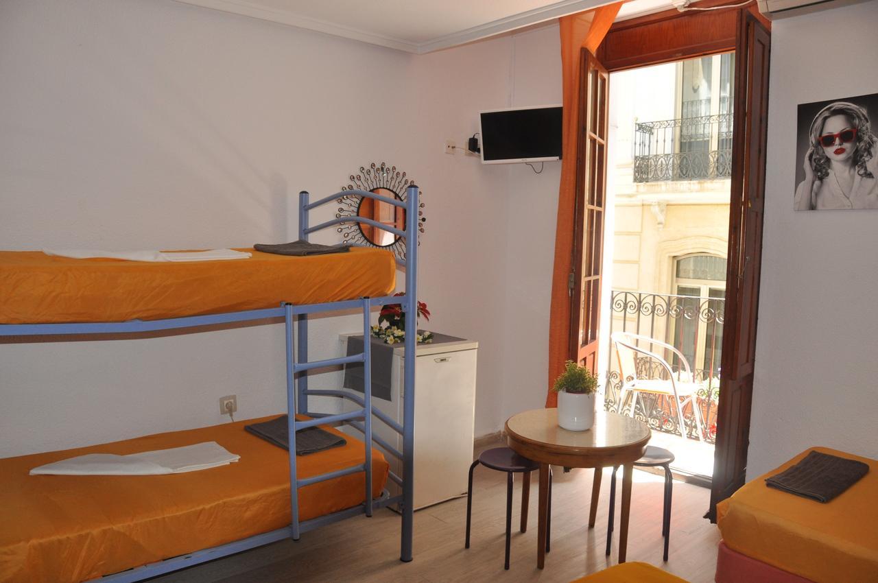 Hostal Mayor Аликанте Экстерьер фото